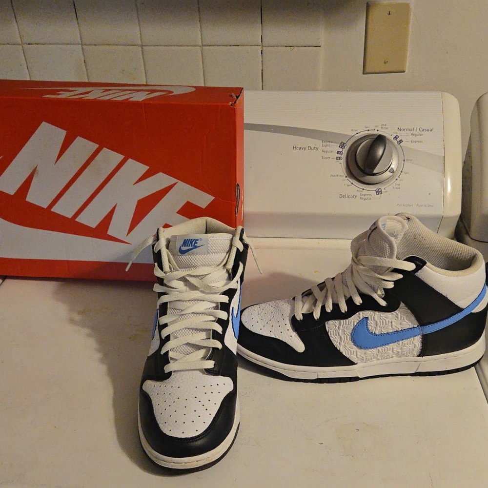 Nike High-Tops Black White with Blue Accents